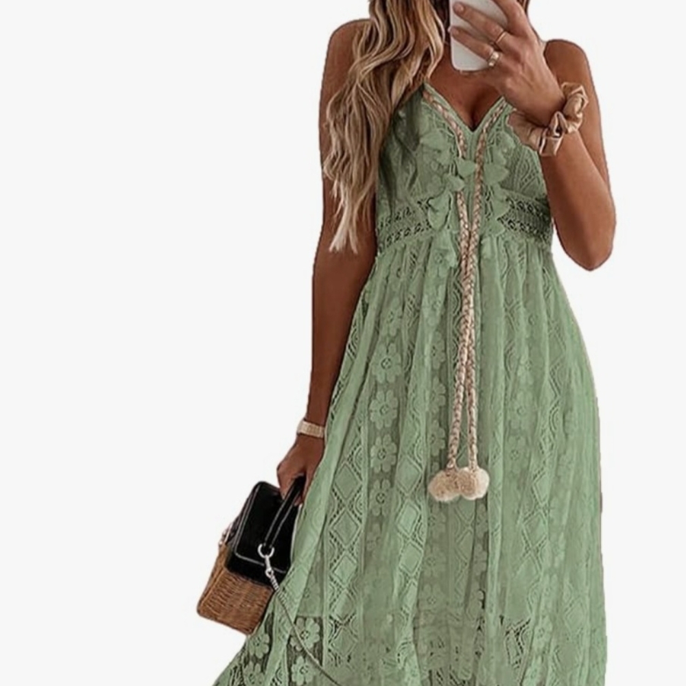 Elegant Green Lace Maxi Dress